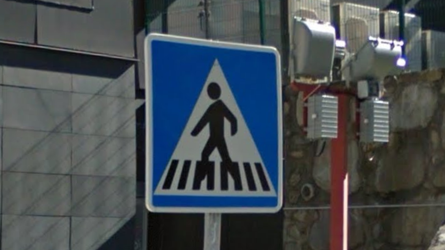 andorra-Pedestrian Sign-1