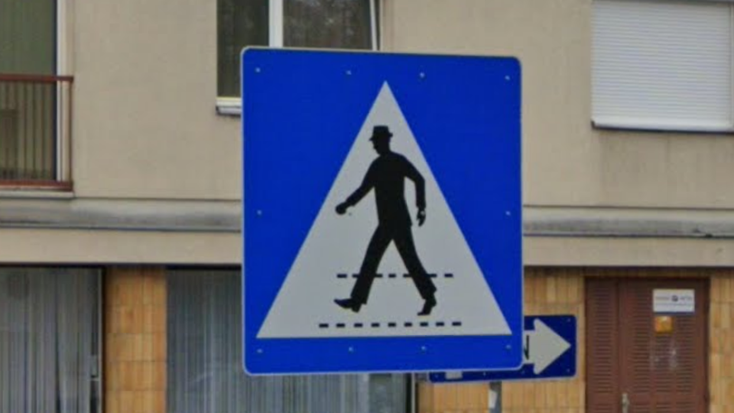 austria-Pedestrian Sign-1