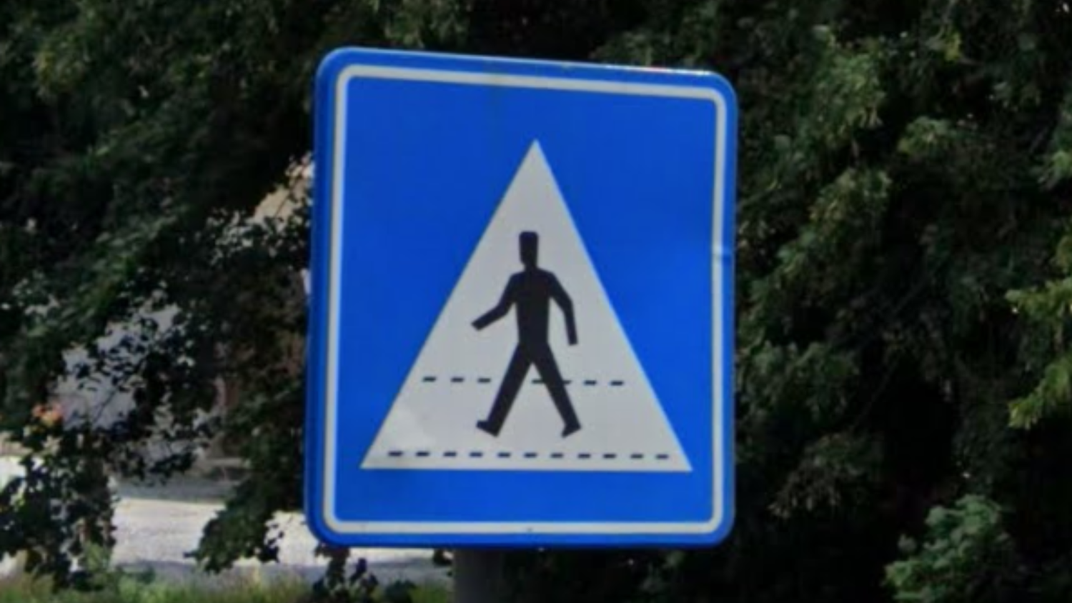 belgium-Pedestrian Sign-1