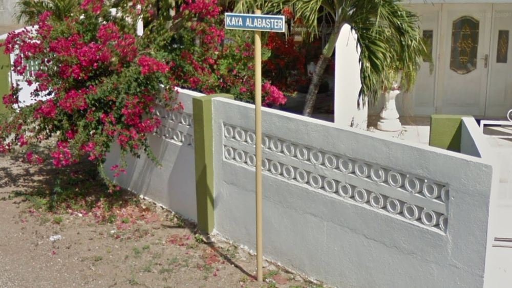 curacao-Sign Post-1