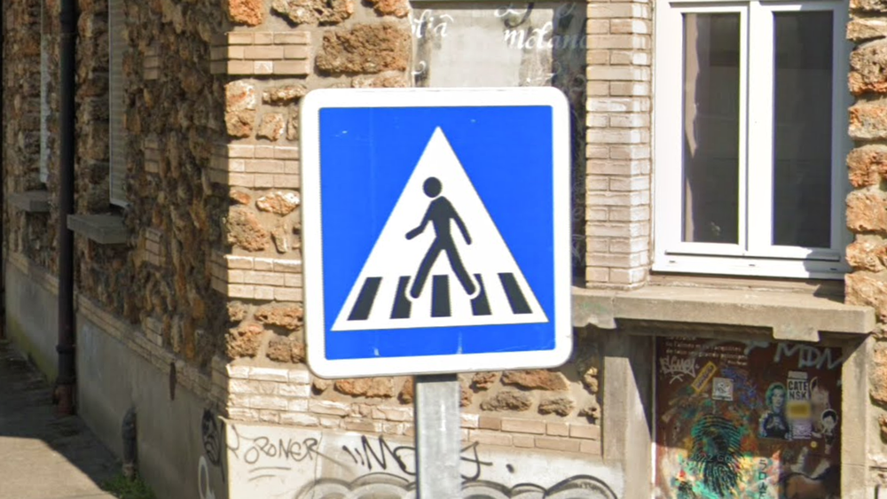 france-Pedestrian Sign-1