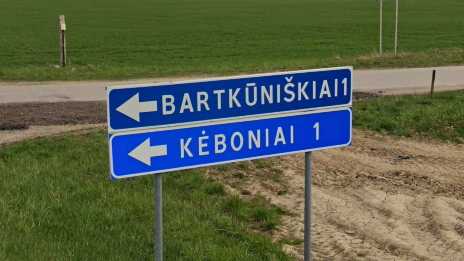 lithuania-Direction Sign-1