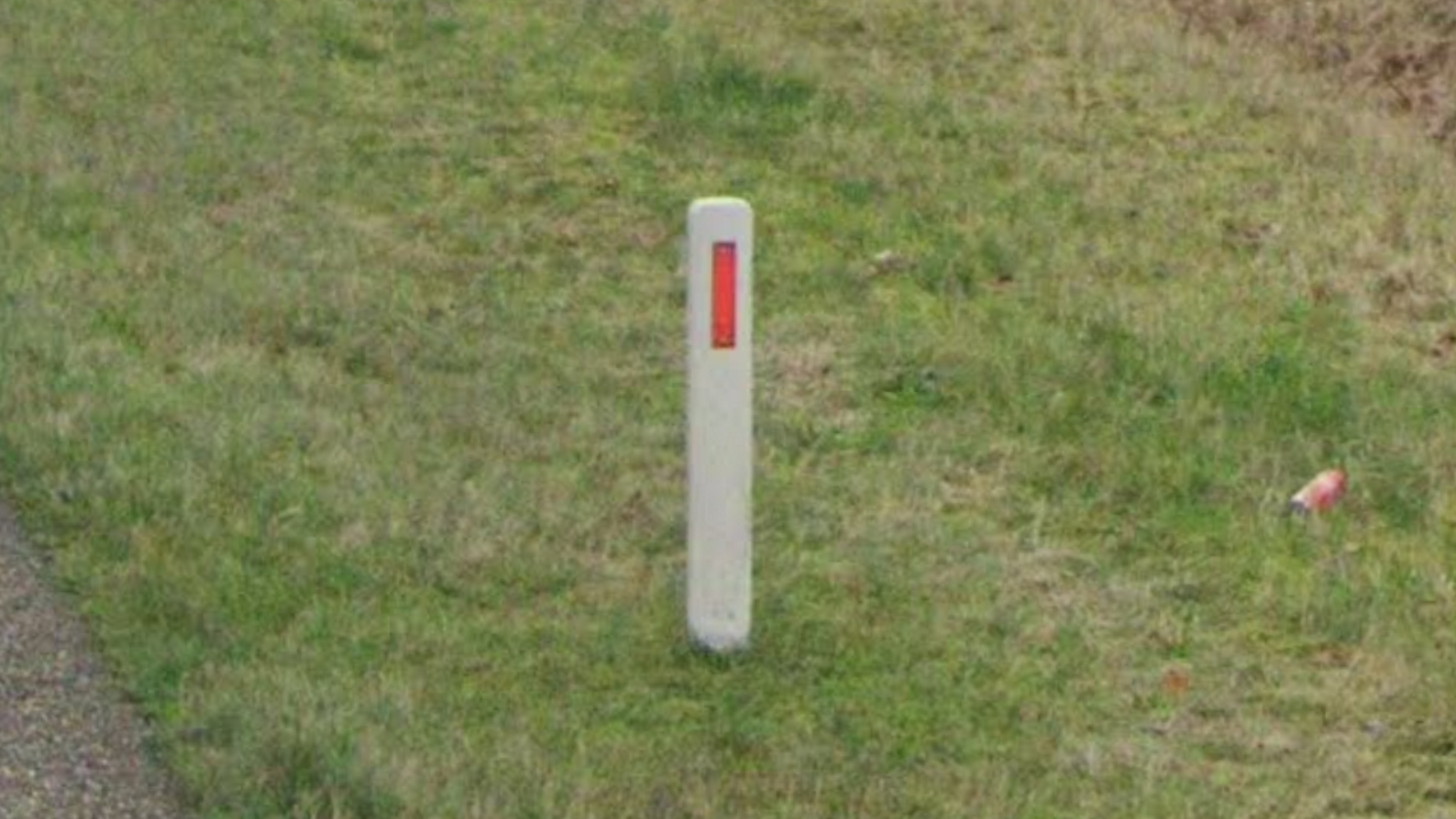 netherlands-Bollard-1