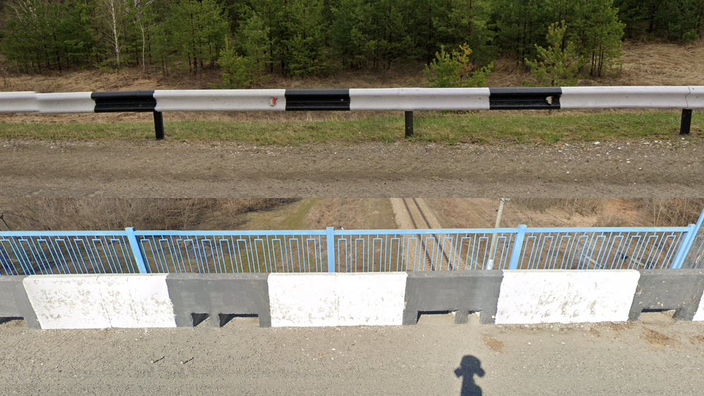 russia-Guard Rails-1