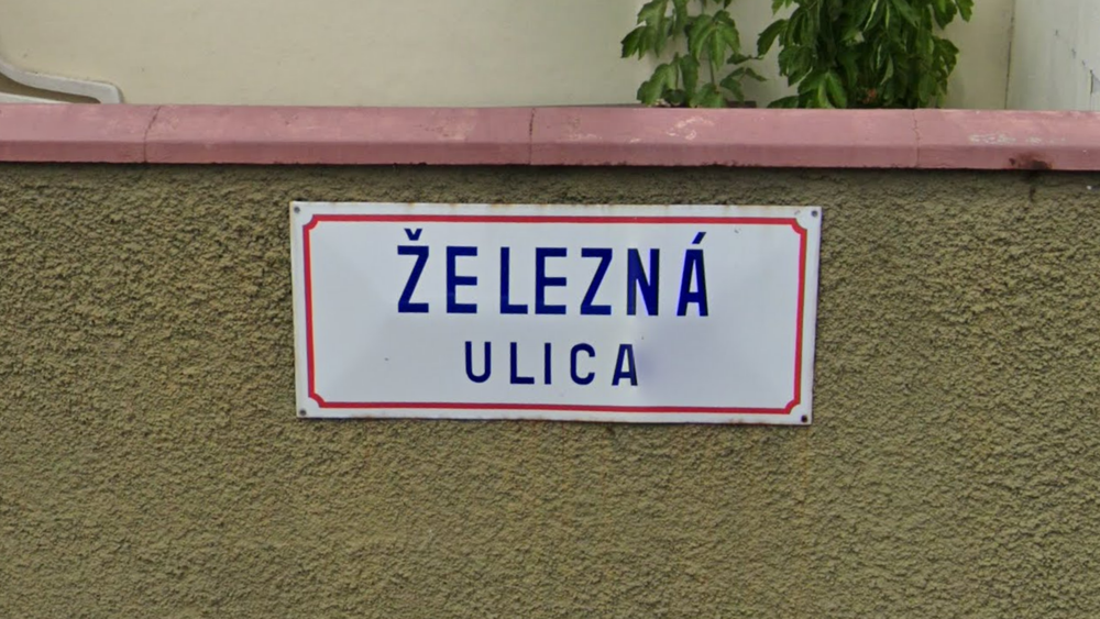 slovakia-Street Sign-1