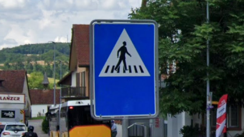 switzerland-Pedestrian Sign-1